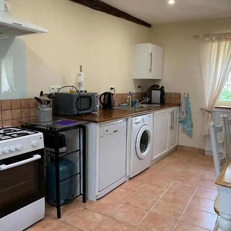 Semesterbostad Le Bas Chesnay En Poiraie