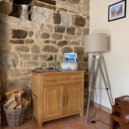 Le Bas Chesnay En Poiraie Domfront (Orne)