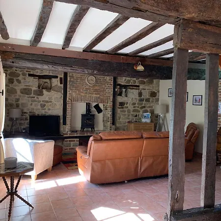 Le Bas Chesnay En Poiraie Ferienhaus *
