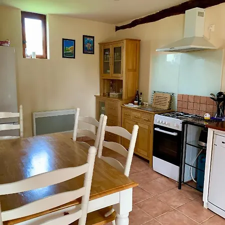 Le Bas Chesnay En Poiraie Semesterbostad *