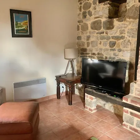 Le Bas Chesnay En Poiraie Semesterbostad