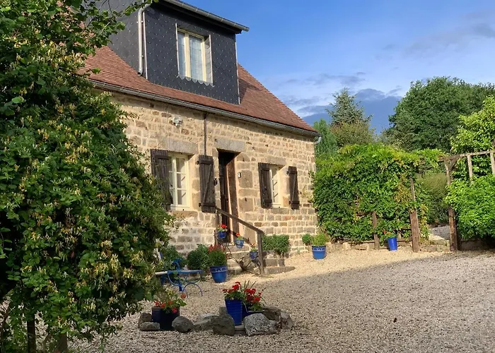 Le Bas Chesnay En Poiraie *