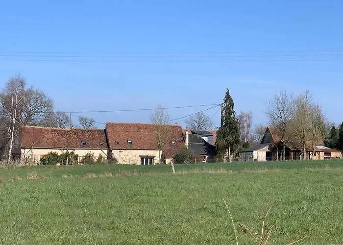 Le Bas Chesnay En Poiraie *