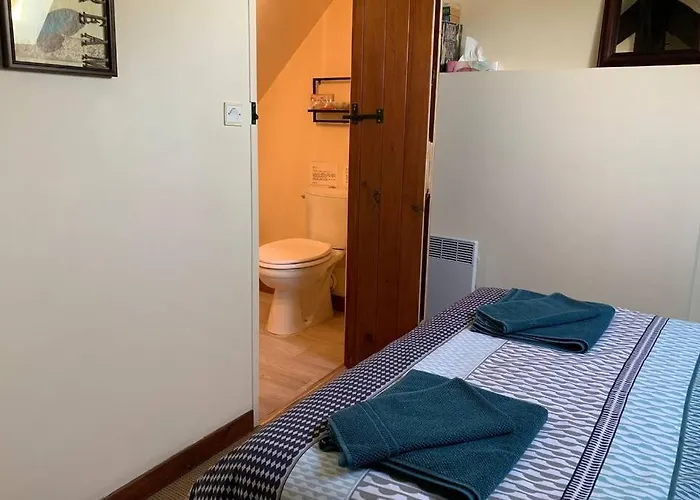 Le Bas Chesnay En Poiraie Domfront (Orne)