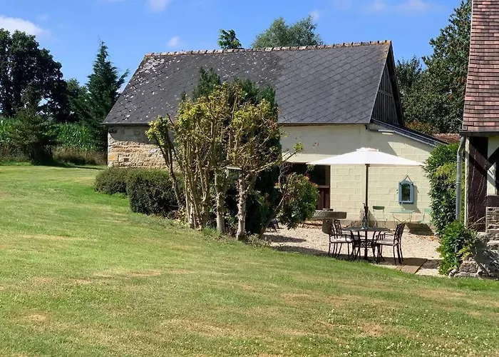 Le Bas Chesnay En Poiraie Domfront (Orne)